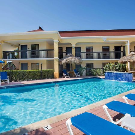 Days Inn By Wyndham Florida City Ngoại thất bức ảnh