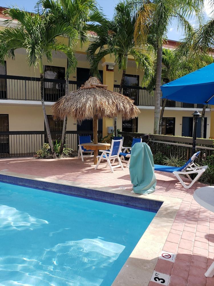 Days Inn By Wyndham Florida City Ngoại thất bức ảnh