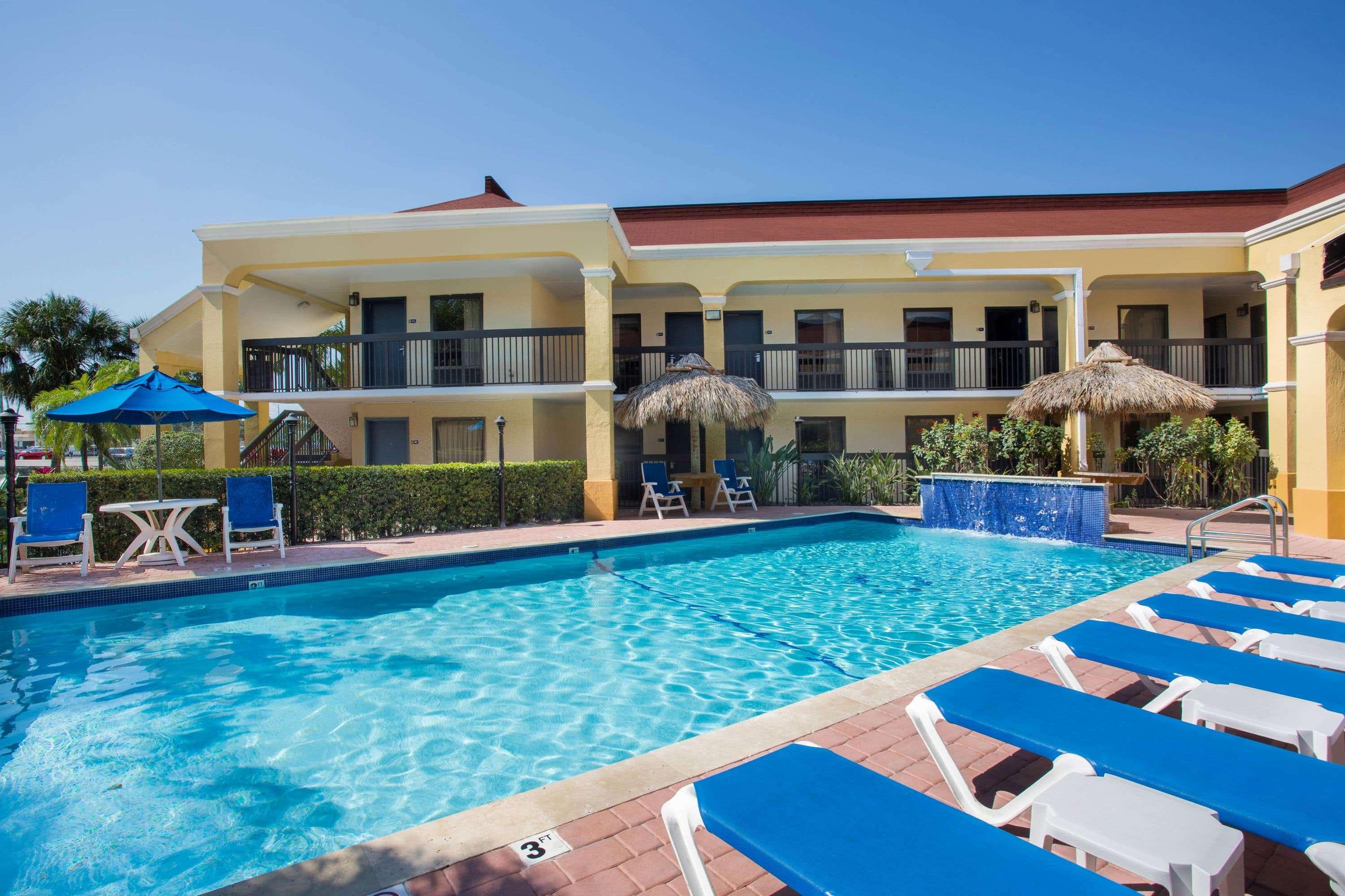 Days Inn By Wyndham Florida City Ngoại thất bức ảnh