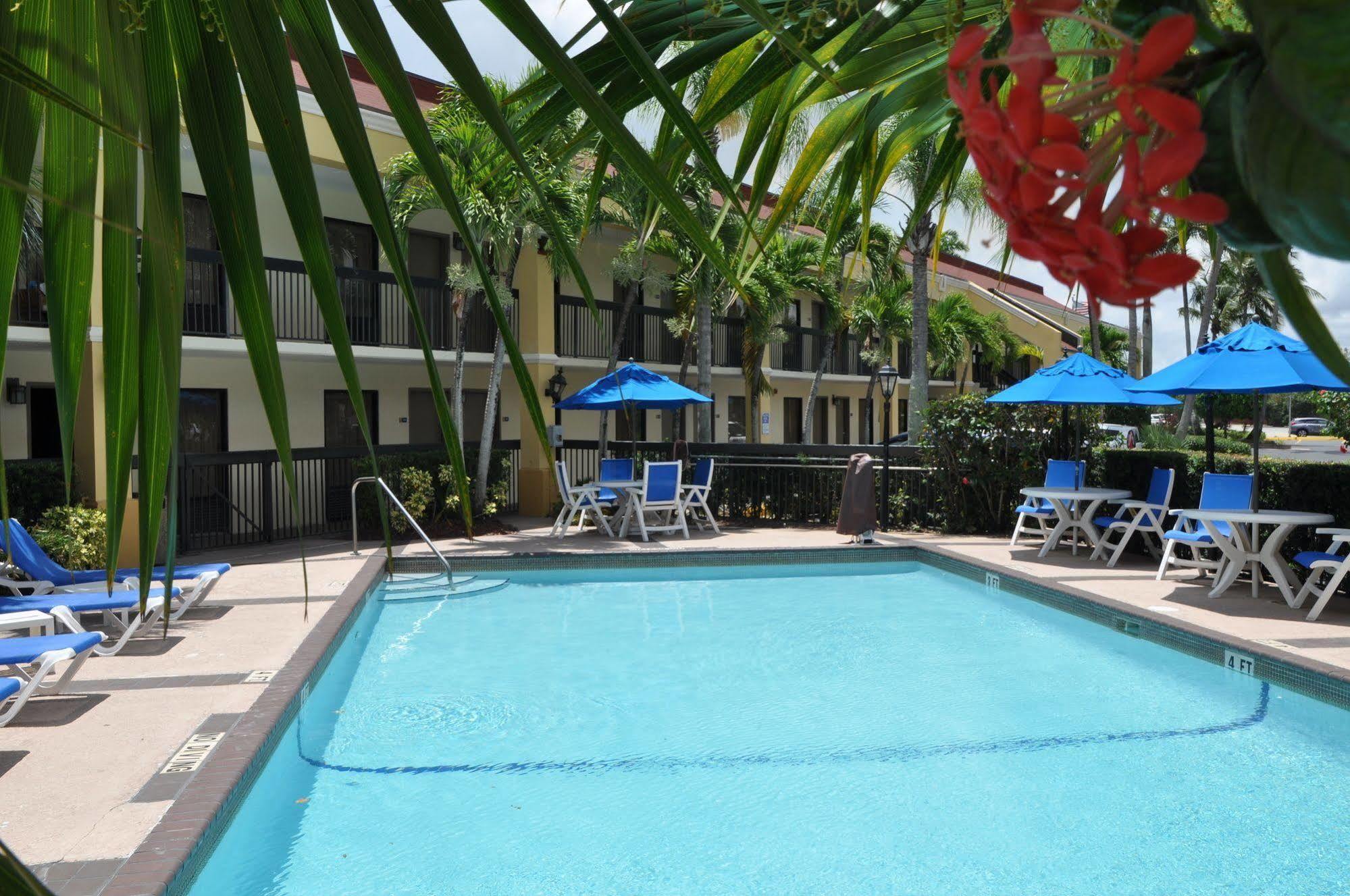 Days Inn By Wyndham Florida City Ngoại thất bức ảnh